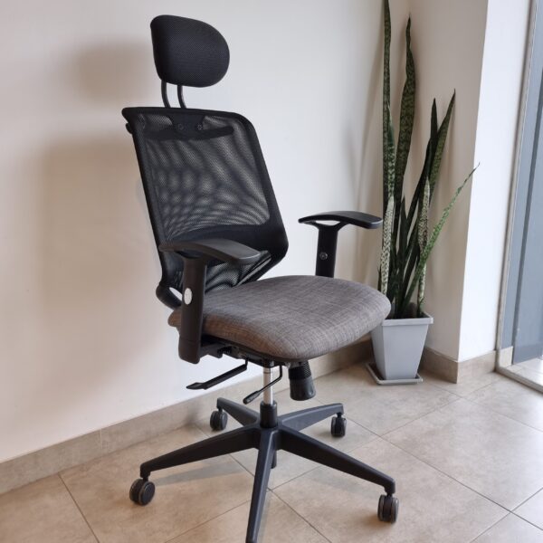 Aston – Manager negra 2D Aston – Manager negra 2D