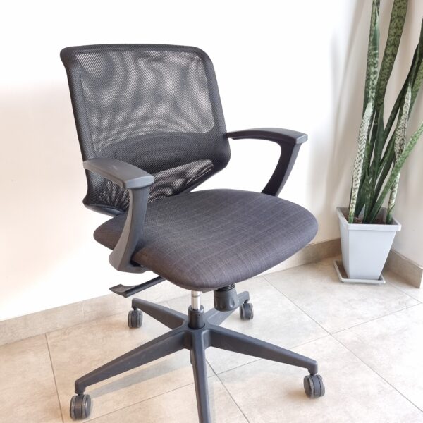 Aston – Mediana Aston – Mediana